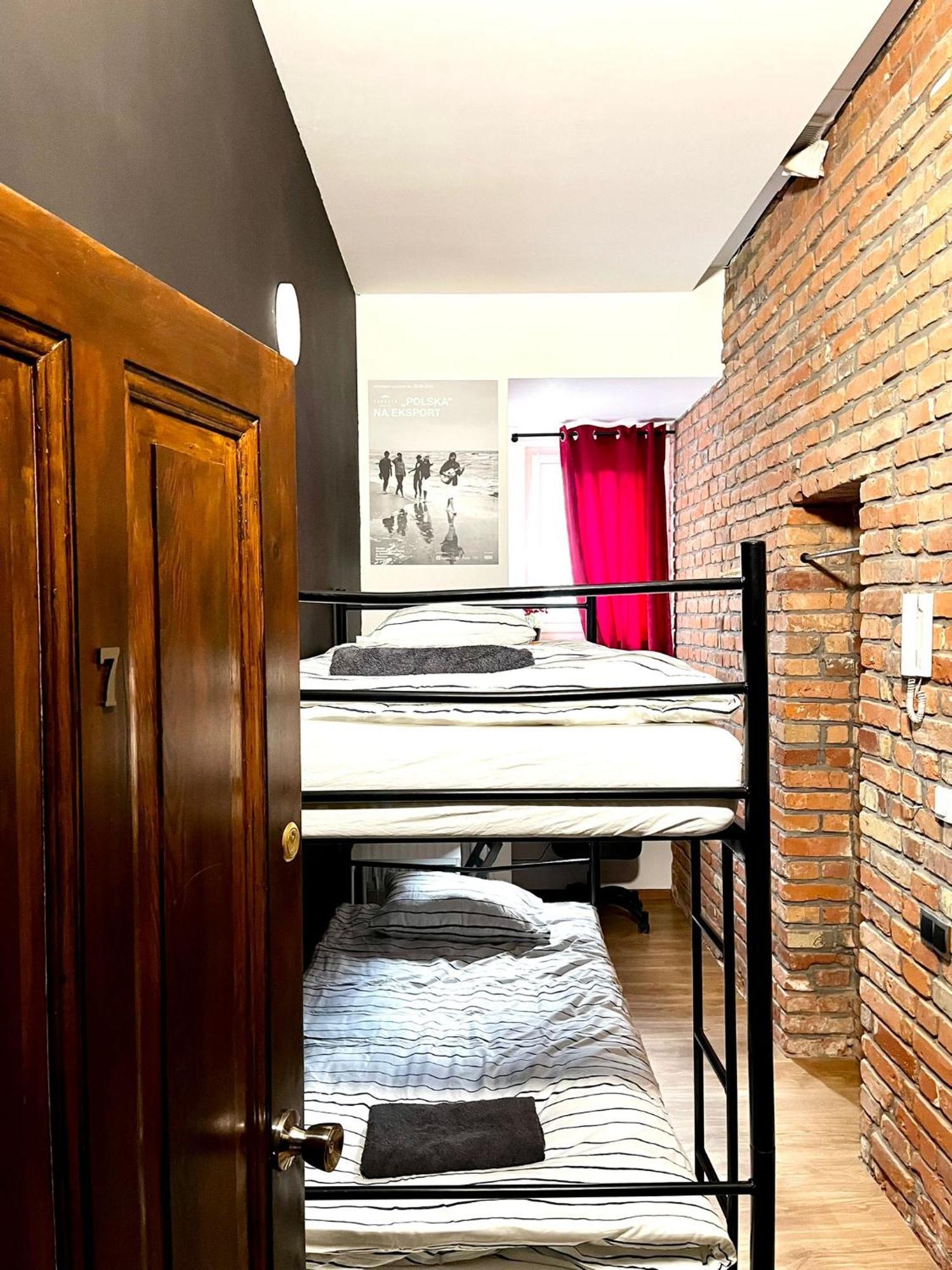 Bezagenta Rooms Centrum Warschau Zimmer foto