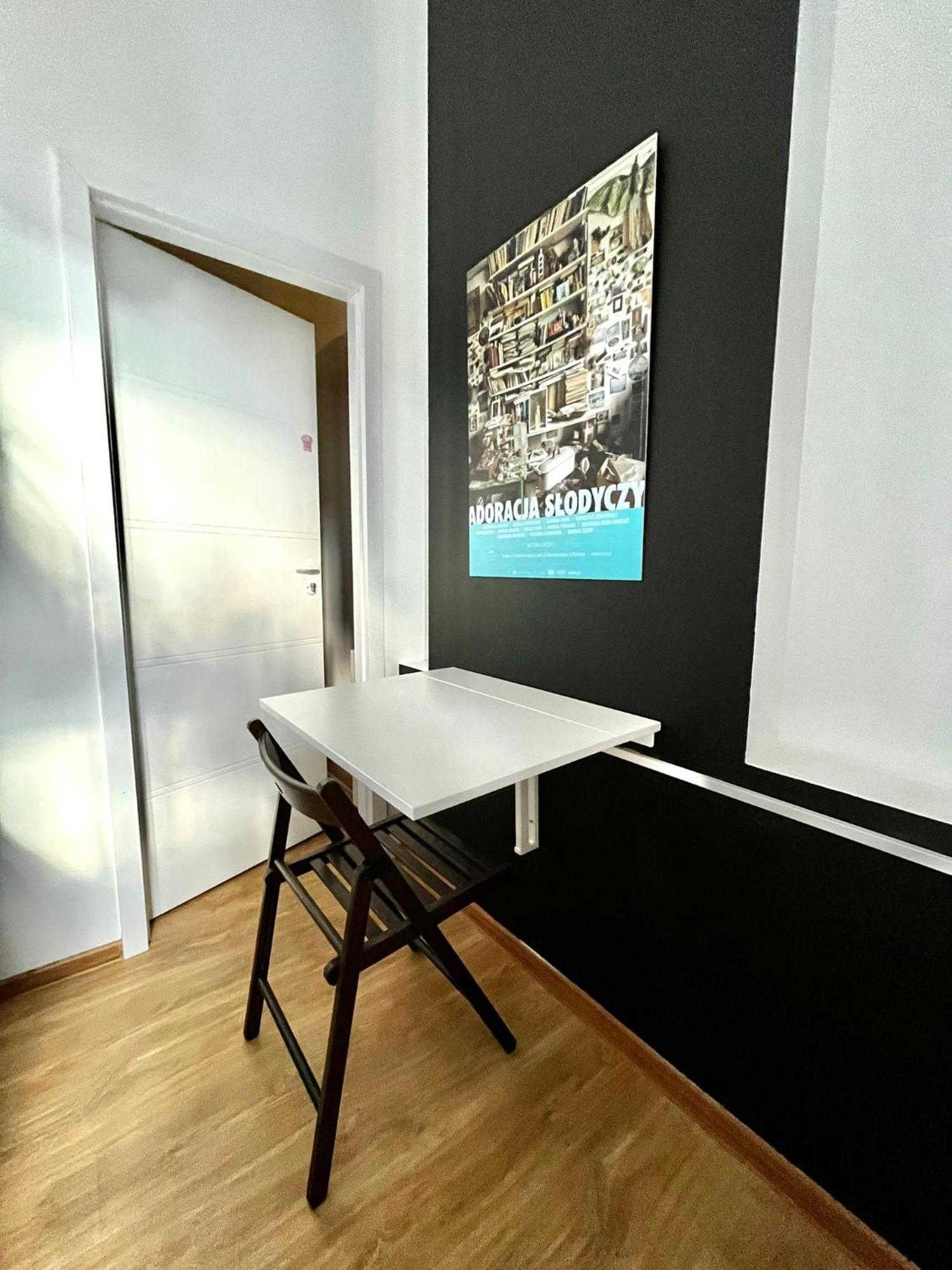 Bezagenta Rooms Centrum Warschau Zimmer foto